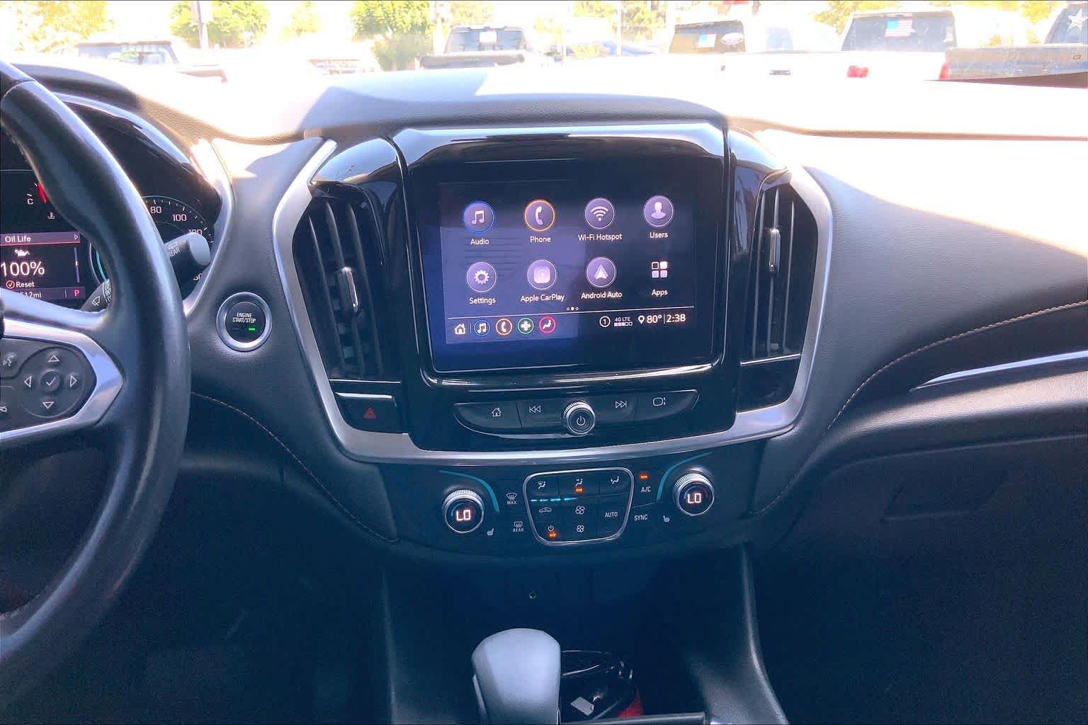 Used 2021 Chevrolet Traverse LT FWD image 32