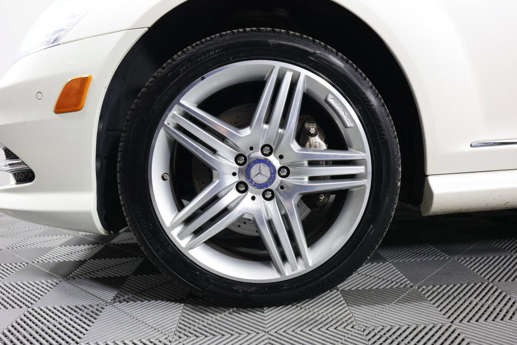 Used 2013 Mercedes-Benz S 550 4MATIC image 9