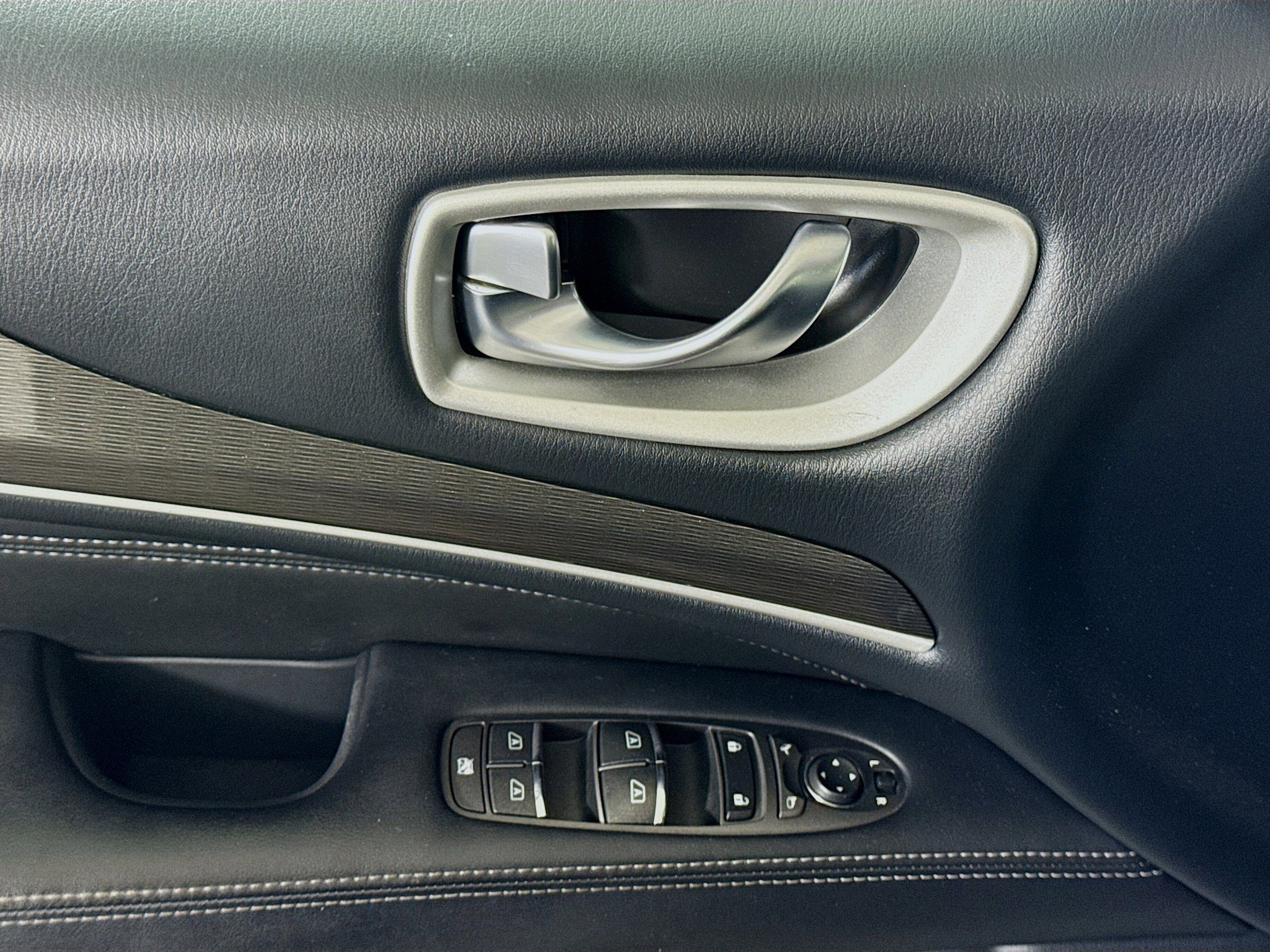 Used 2020 INFINITI QX60 Pure image 24