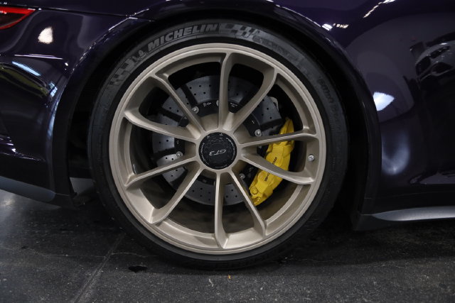 Used 2018 Porsche 911 GT3 RWD image 9