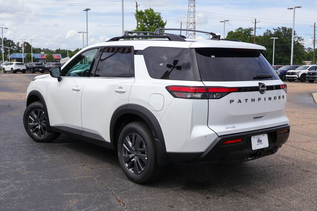 New 2026 Nissan Pathfinder SV w/ SV Premium Package FWD image 2