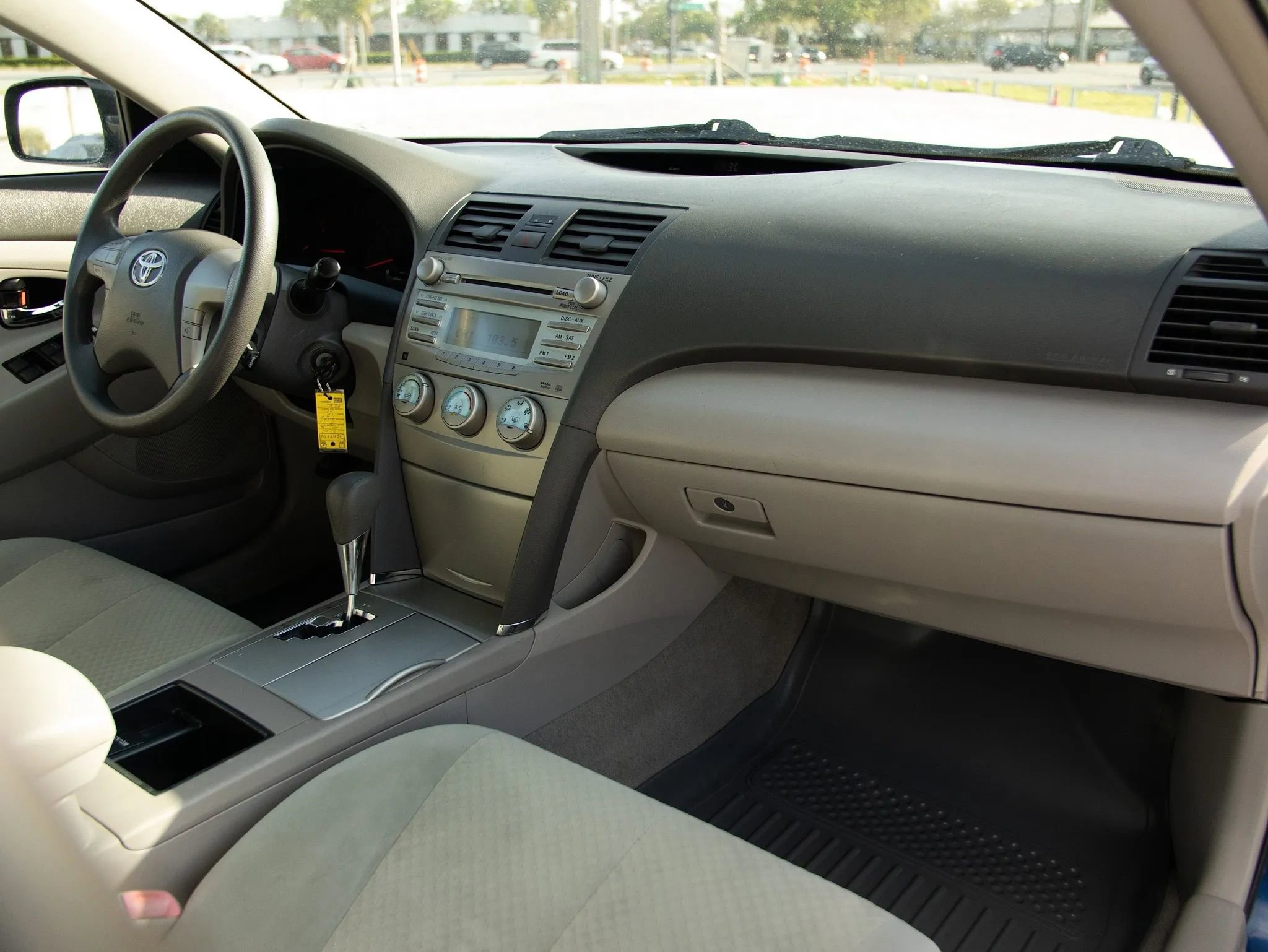 Used 2007 Toyota Camry XLE FWD image 15