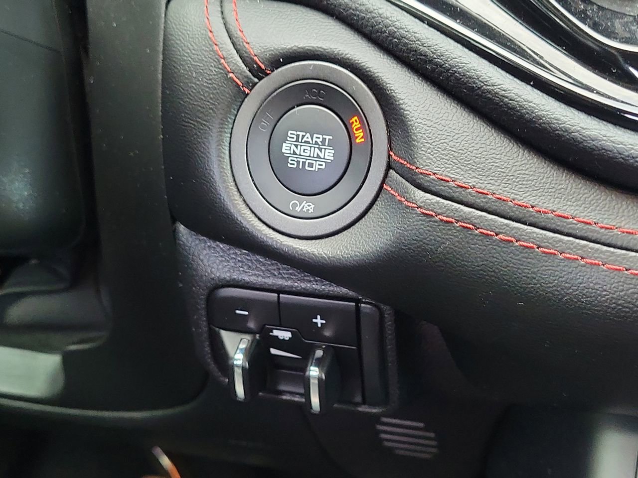 Used 2023 Dodge Durango R/T image 23