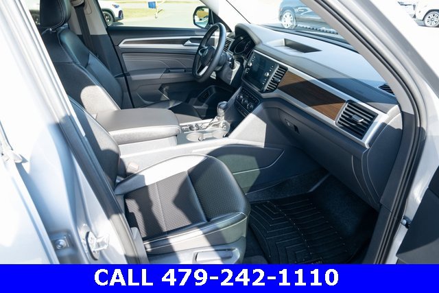 Used 2021 Volkswagen Atlas SE image 41