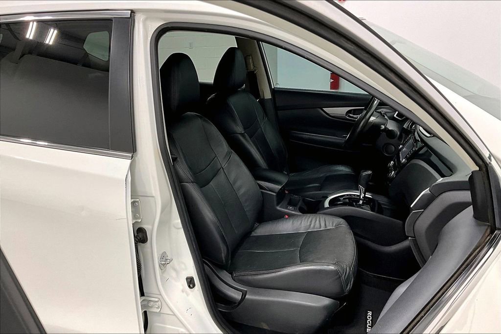 Used 2015 Nissan Rogue SL FWD image 10