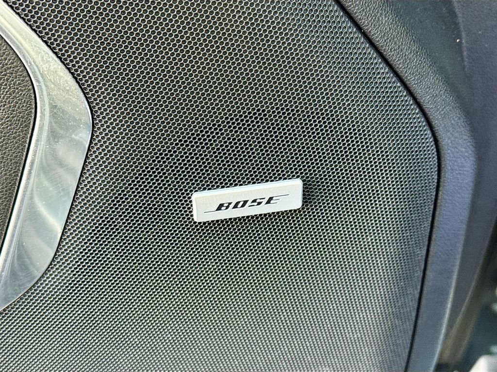 Used 2023 Chevrolet Suburban Premier image 19