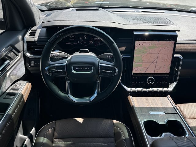 Used 2026 GMC Acadia Denali Ultimate w/ LPO, Floor Liner Package AWD/4WD image 14