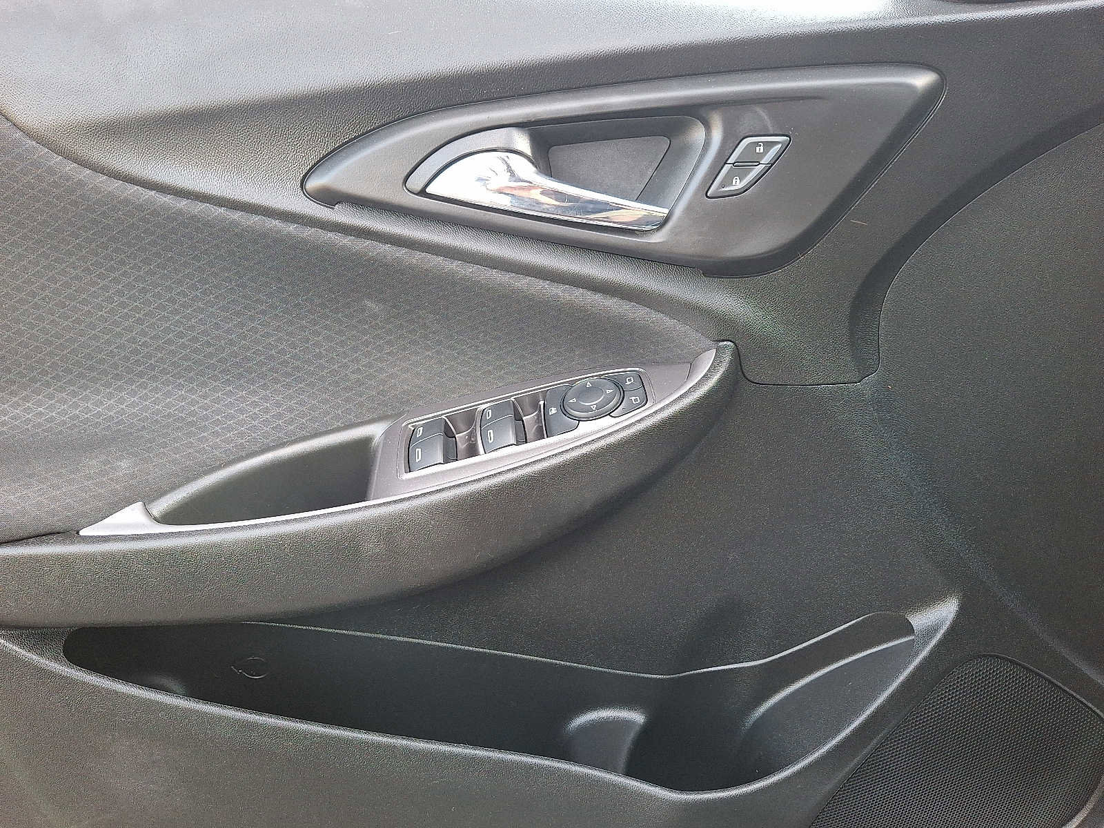 Used 2022 Chevrolet Malibu RS FWD image 13