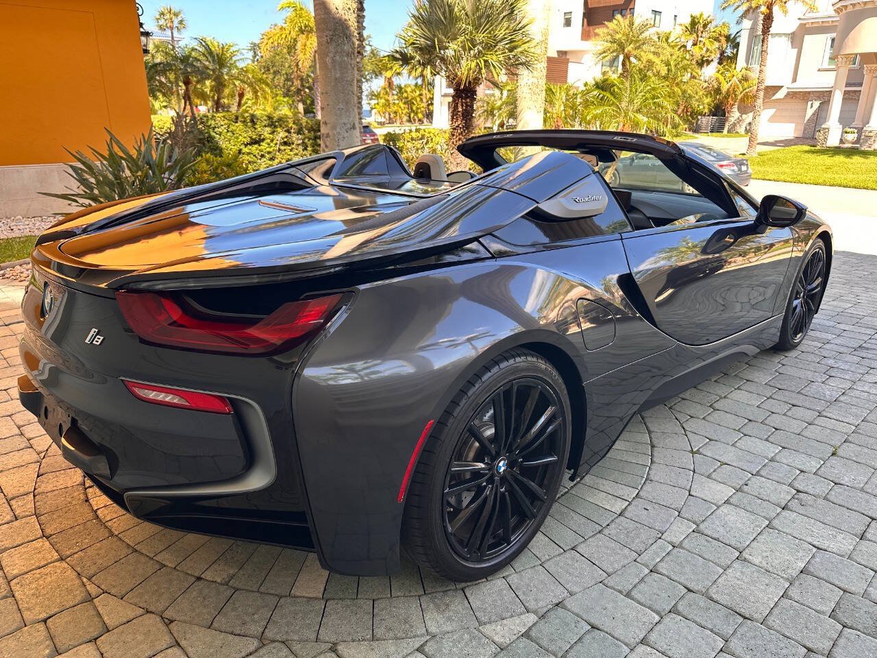 Used 2019 BMW i8 Roadster AWD/4WD image 34
