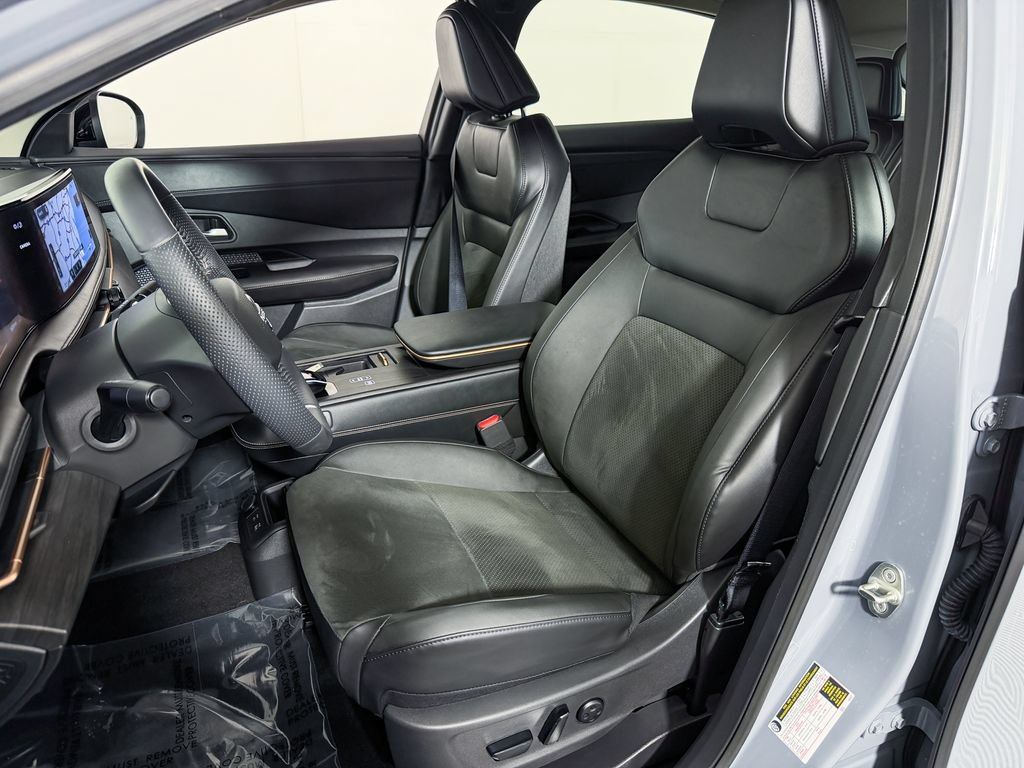 Certified 2024 Nissan Ariya AWD image 17