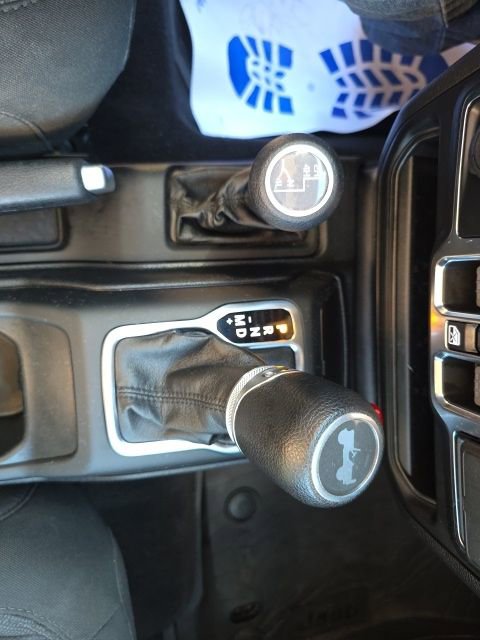 Used 2021 Jeep Wrangler Unlimited Sport image 19