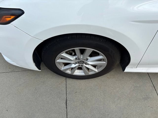 Used 2025 Toyota Camry LE FWD image 12