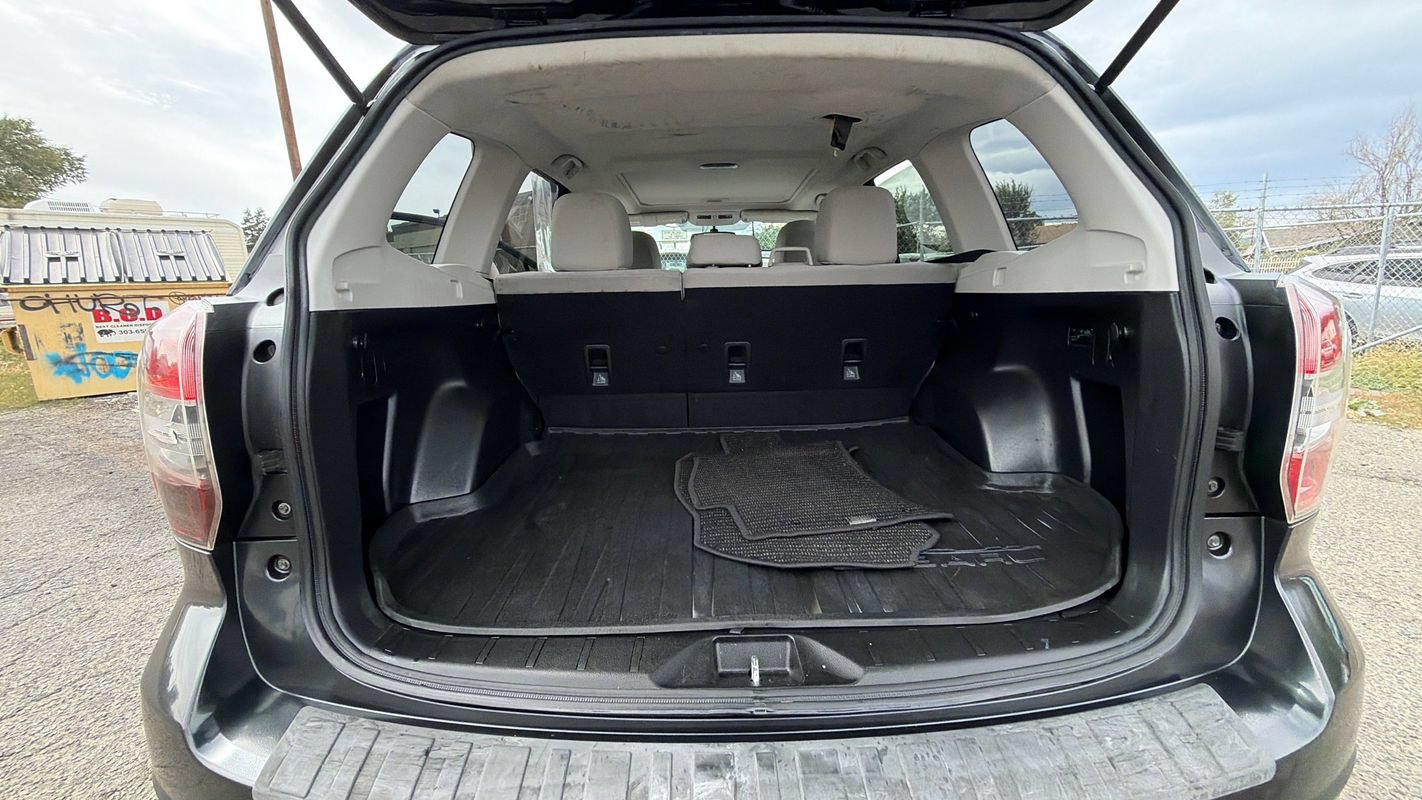 Used 2014 Subaru Forester 2.5i Premium AWD/4WD image 22