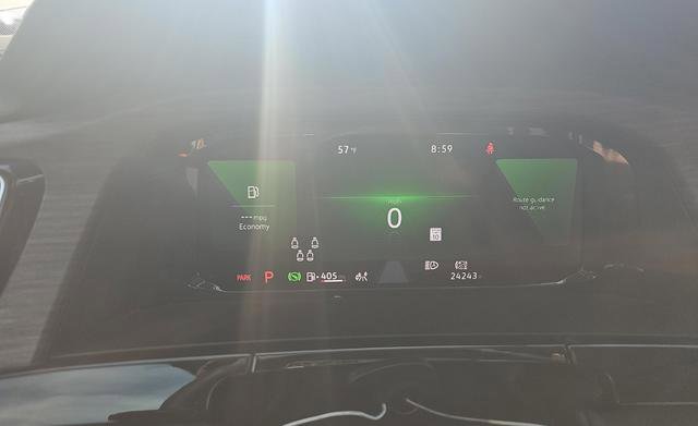 Used 2025 Volkswagen Atlas SEL image 6