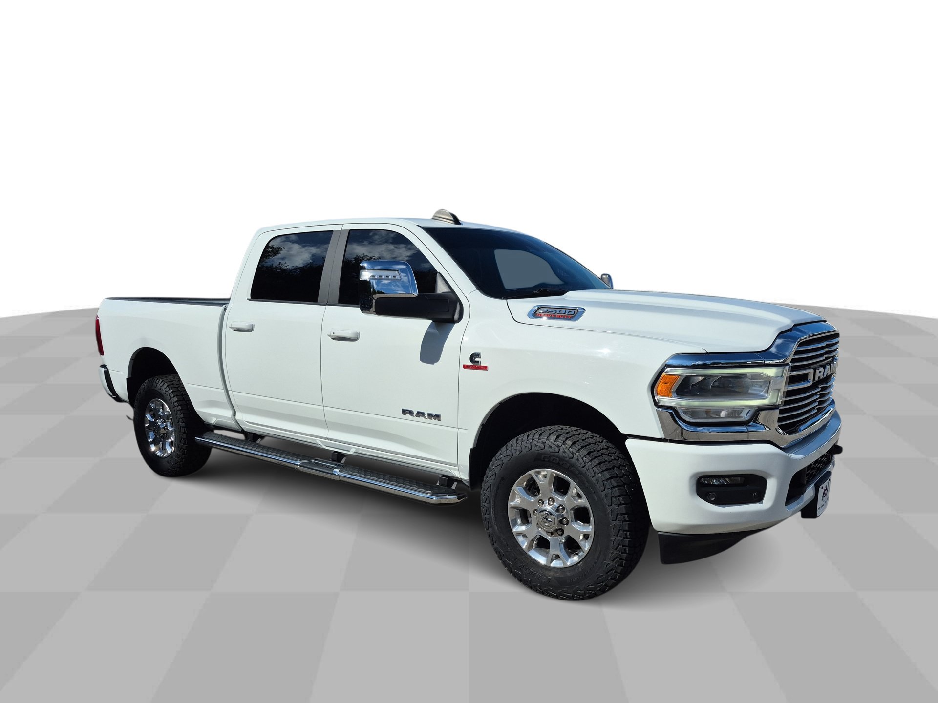 Used 2024 RAM 2500 Laramie w/ Safety Group AWD/4WD image 2