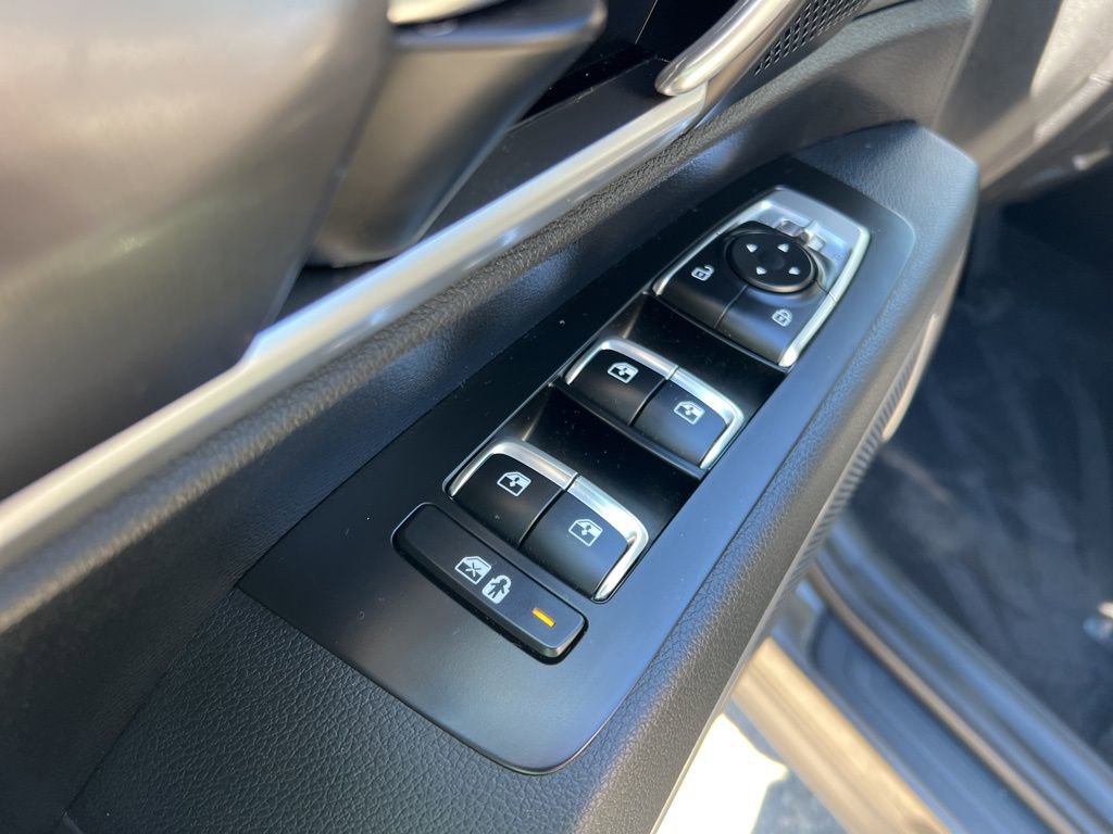 Used 2023 Kia Telluride S w/ S Sunroof Package AWD/4WD image 10