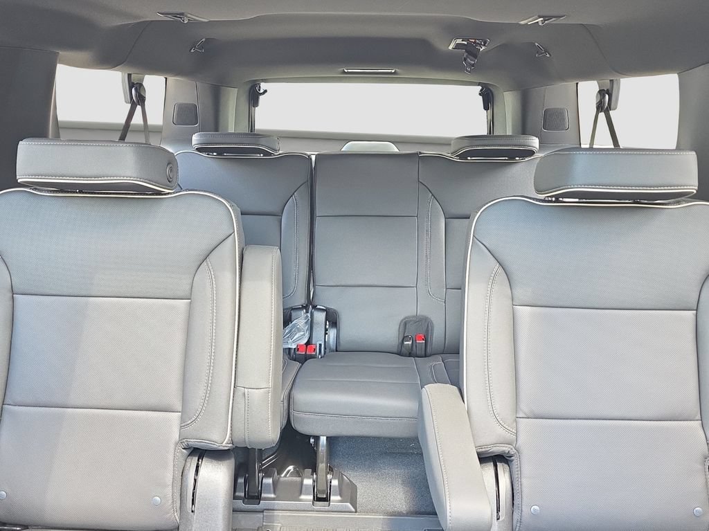 New 2026 GMC Yukon XL Elevation w/ Elevation Premium Package AWD/4WD image 12