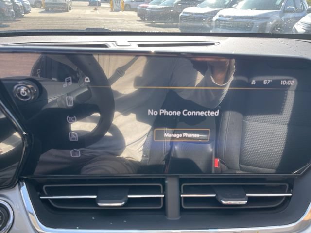New 2026 Chevrolet Trax LT w/ Sunroof Package FWD image 16