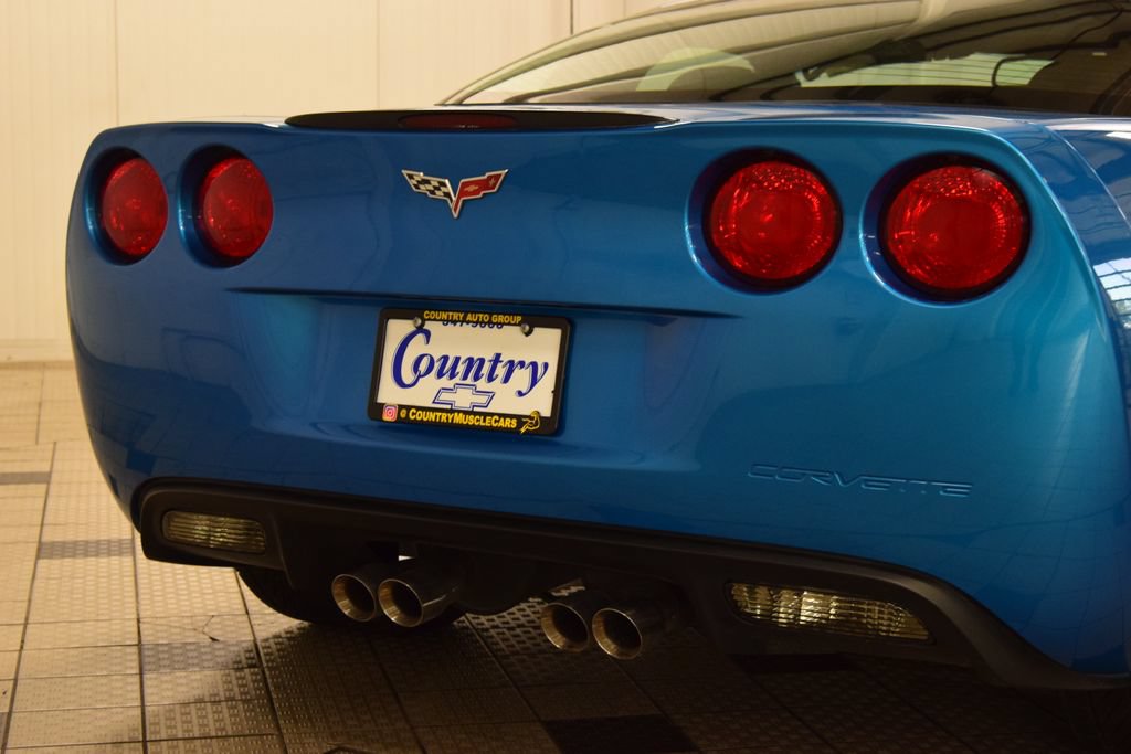 Used 2008 Chevrolet Corvette Coupe w/ Preferred Equipment Group RWD image 22