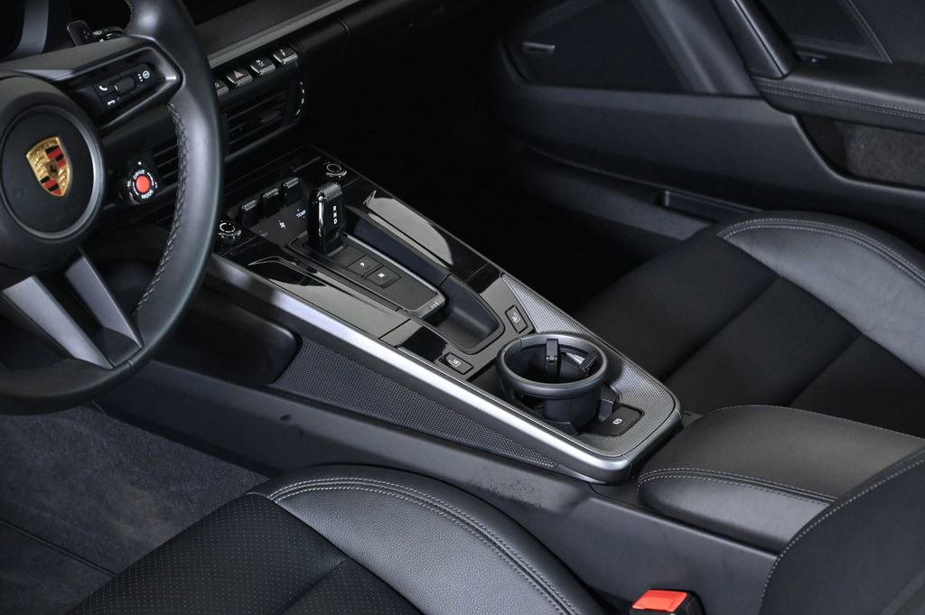 Used 2025 Porsche 911 Carrera w/ Sport Chrono Package image 16