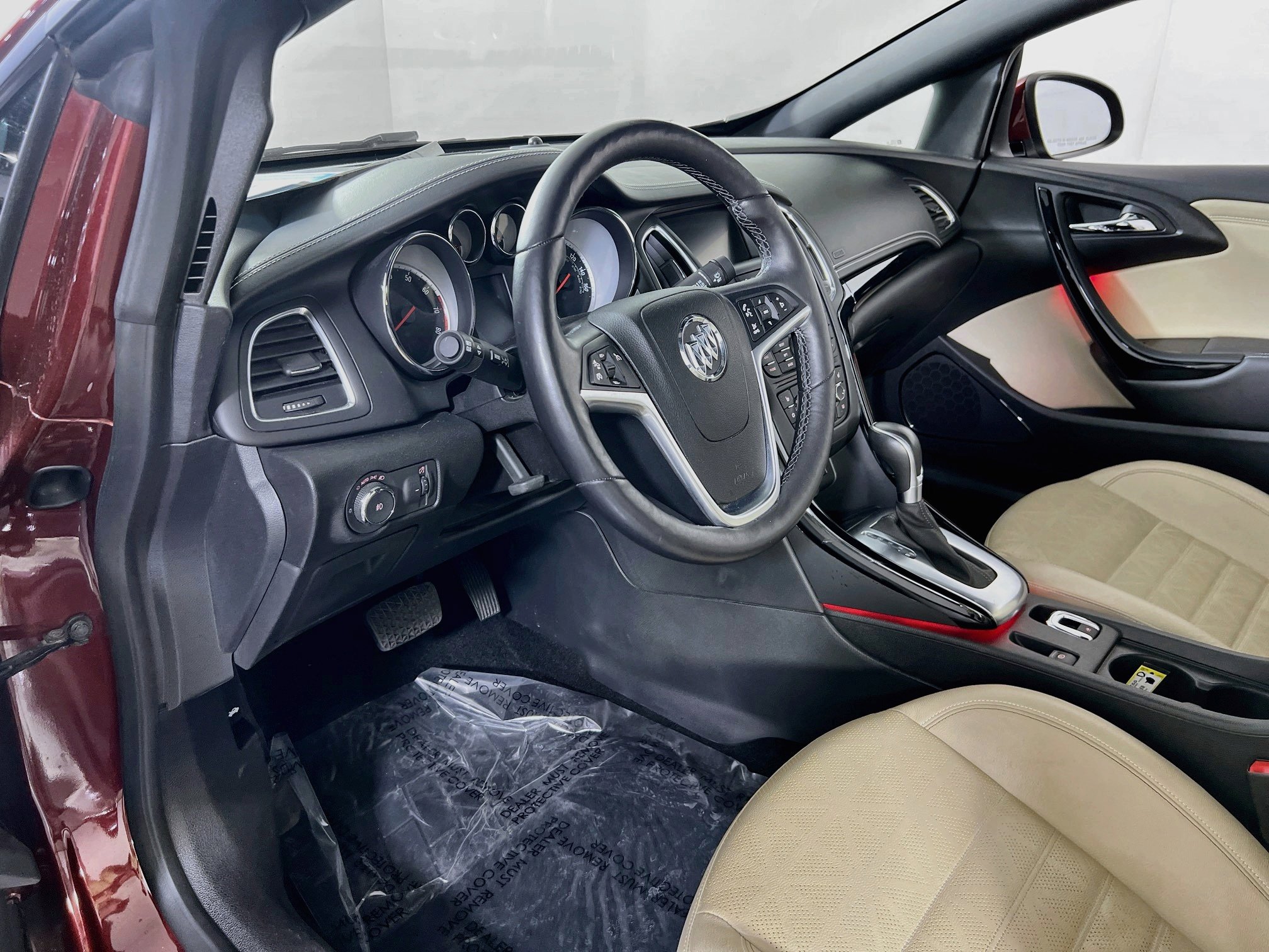Used 2019 Buick Cascada Premium FWD image 9