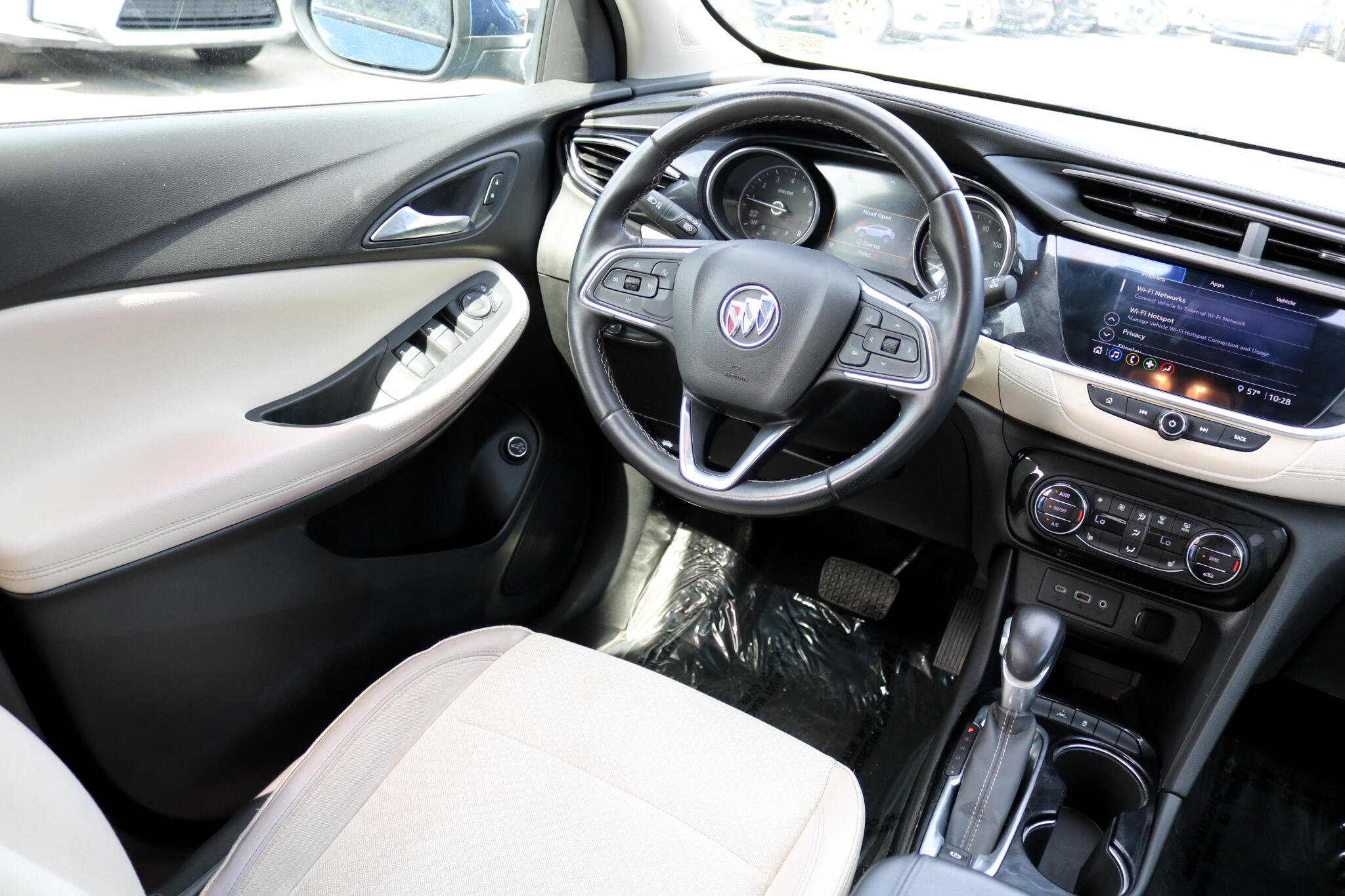 Used 2020 Buick Encore GX Select image 37