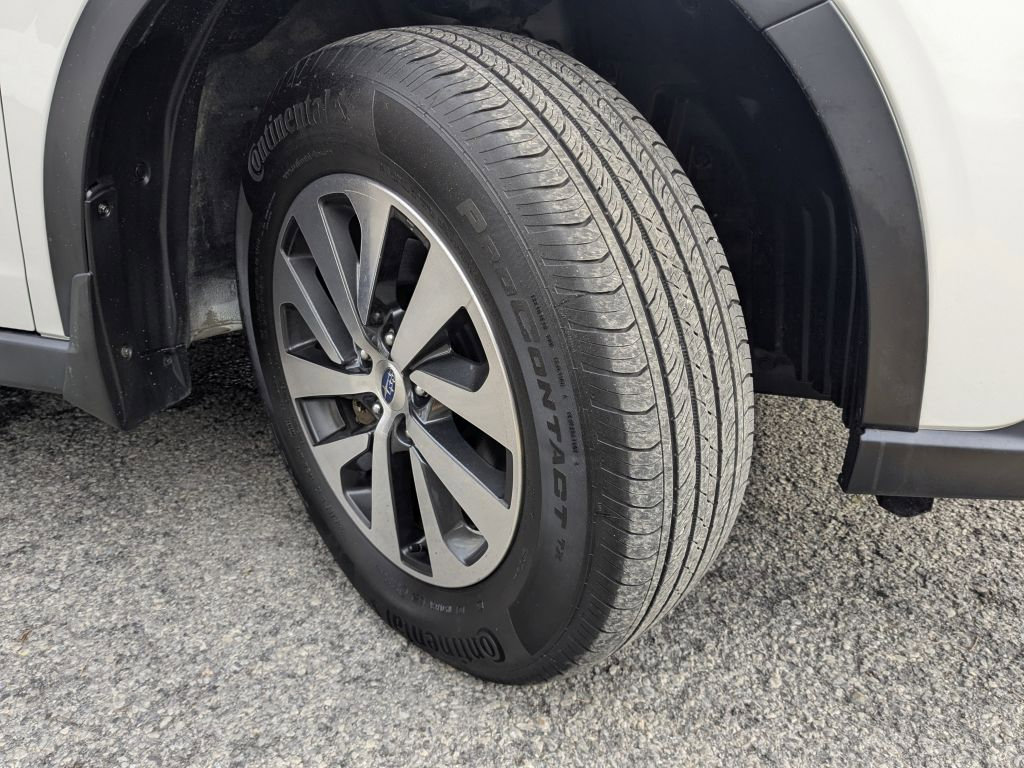 Used 2022 Subaru Outback Premium image 39