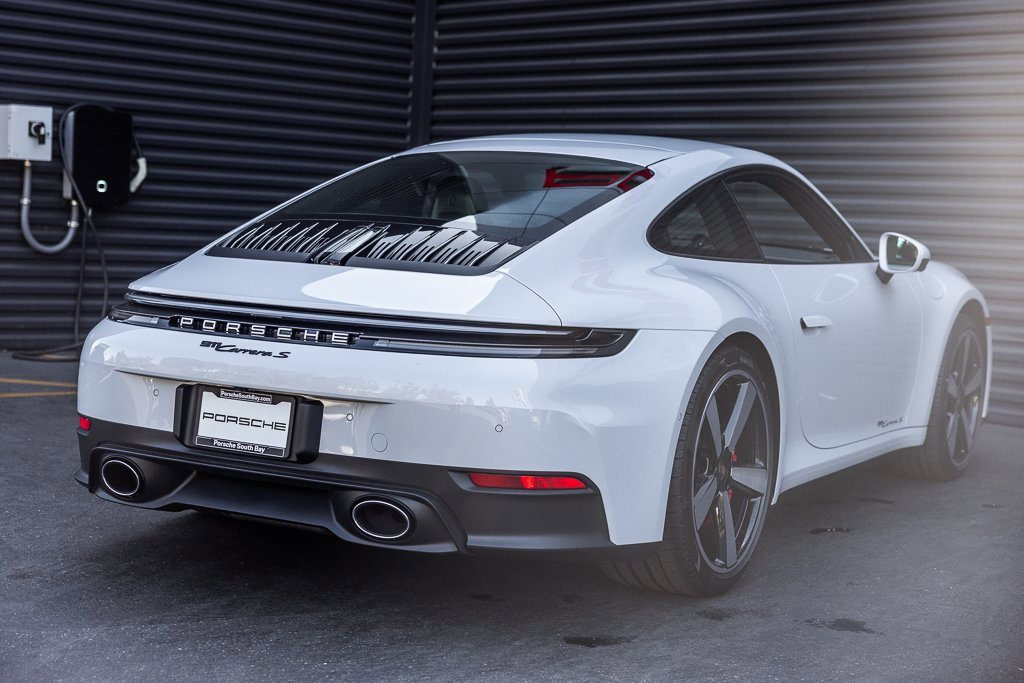 Used 2025 Porsche 911 Carrera S image 10