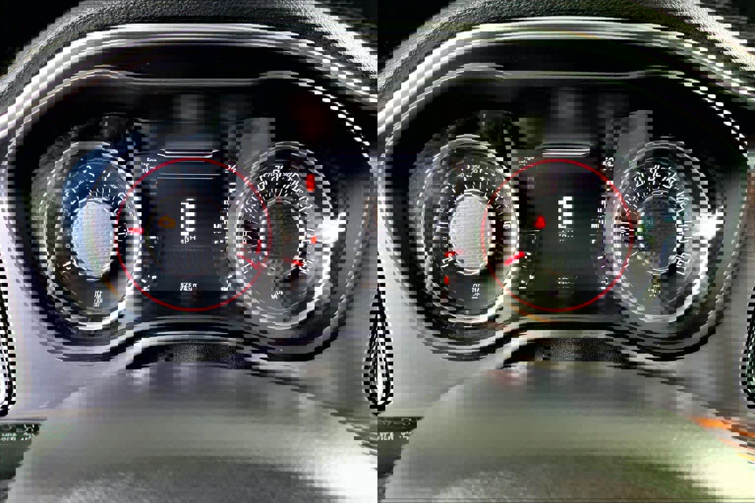 Used 2015 Dodge Challenger SXT w/ Sound Group image 24