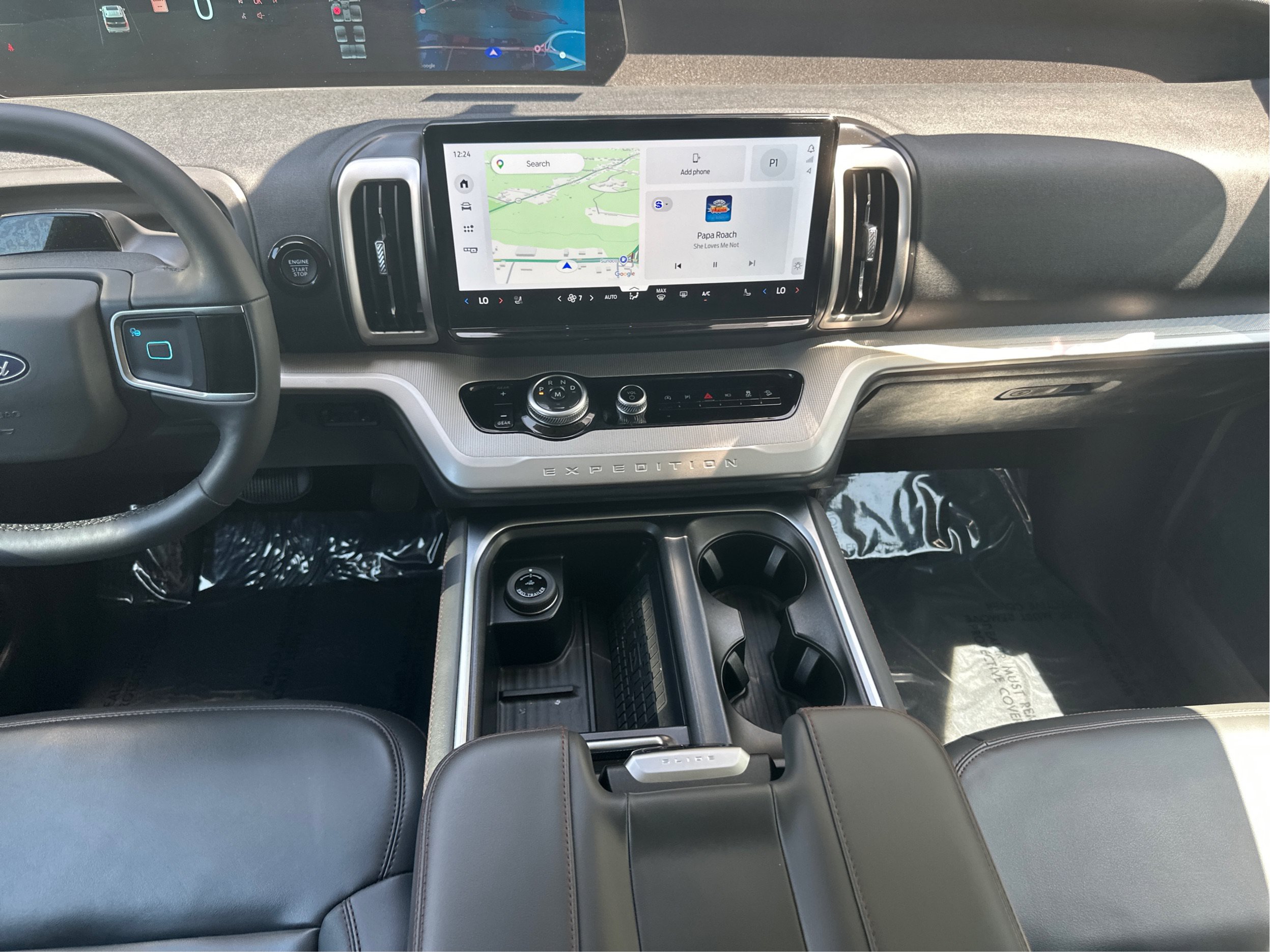 Used 2025 Ford Expedition Active AWD/4WD image 18