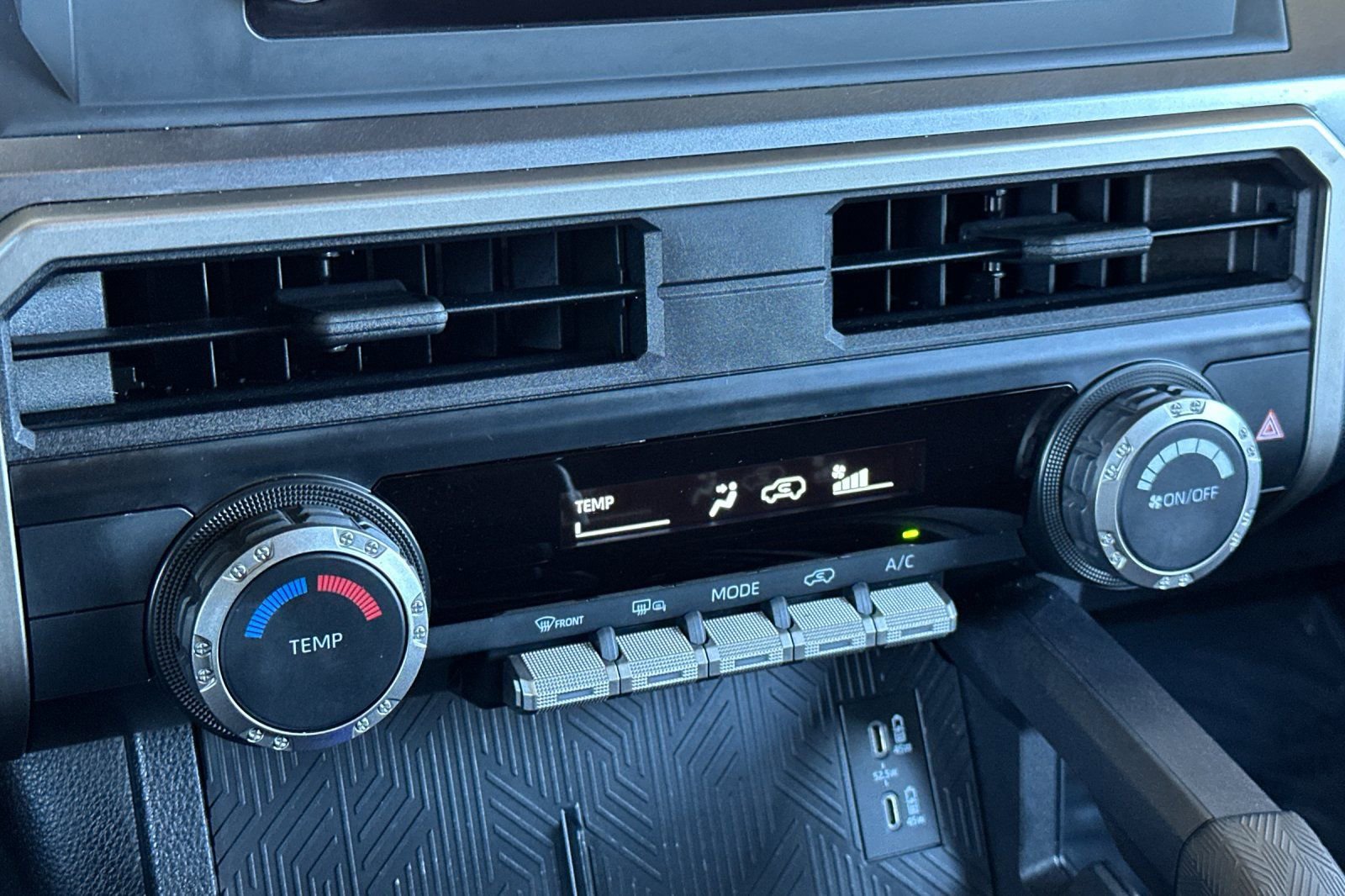 Certified 2025 Toyota 4Runner SR5 image 25