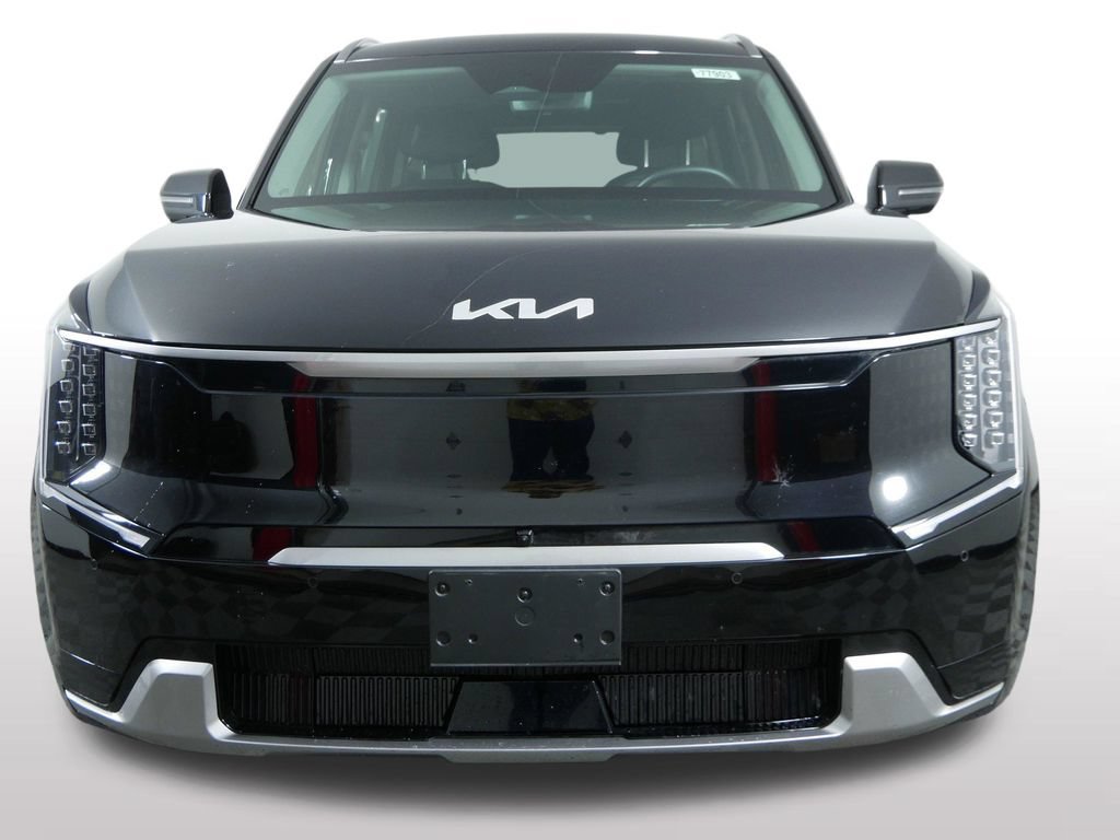 Used 2024 Kia EV9 Land AWD/4WD image 4