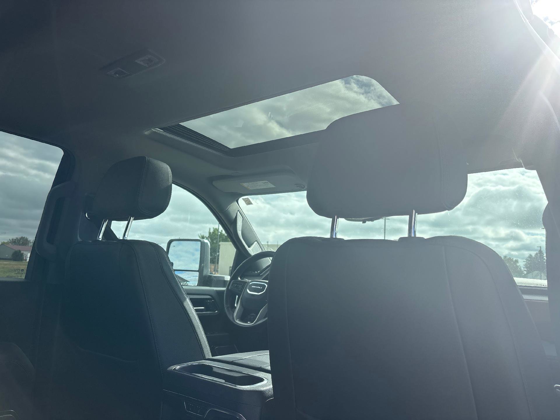 Used 2024 GMC Sierra 2500 Denali w/ Denali Reserve Package image 42