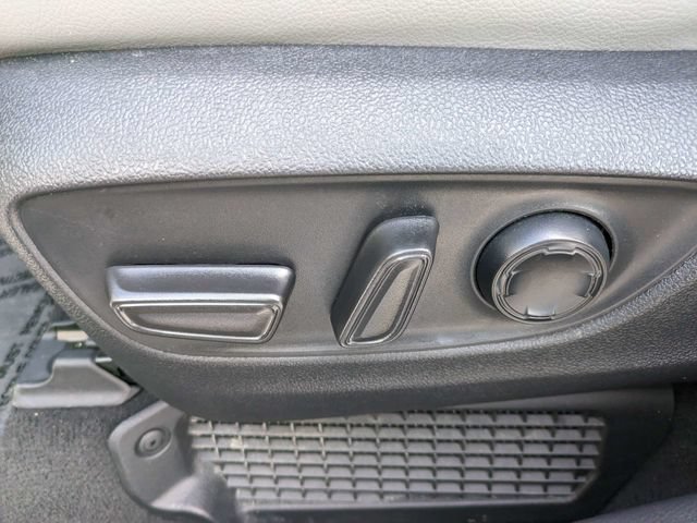 Used 2022 Toyota Sienna XLE FWD image 20