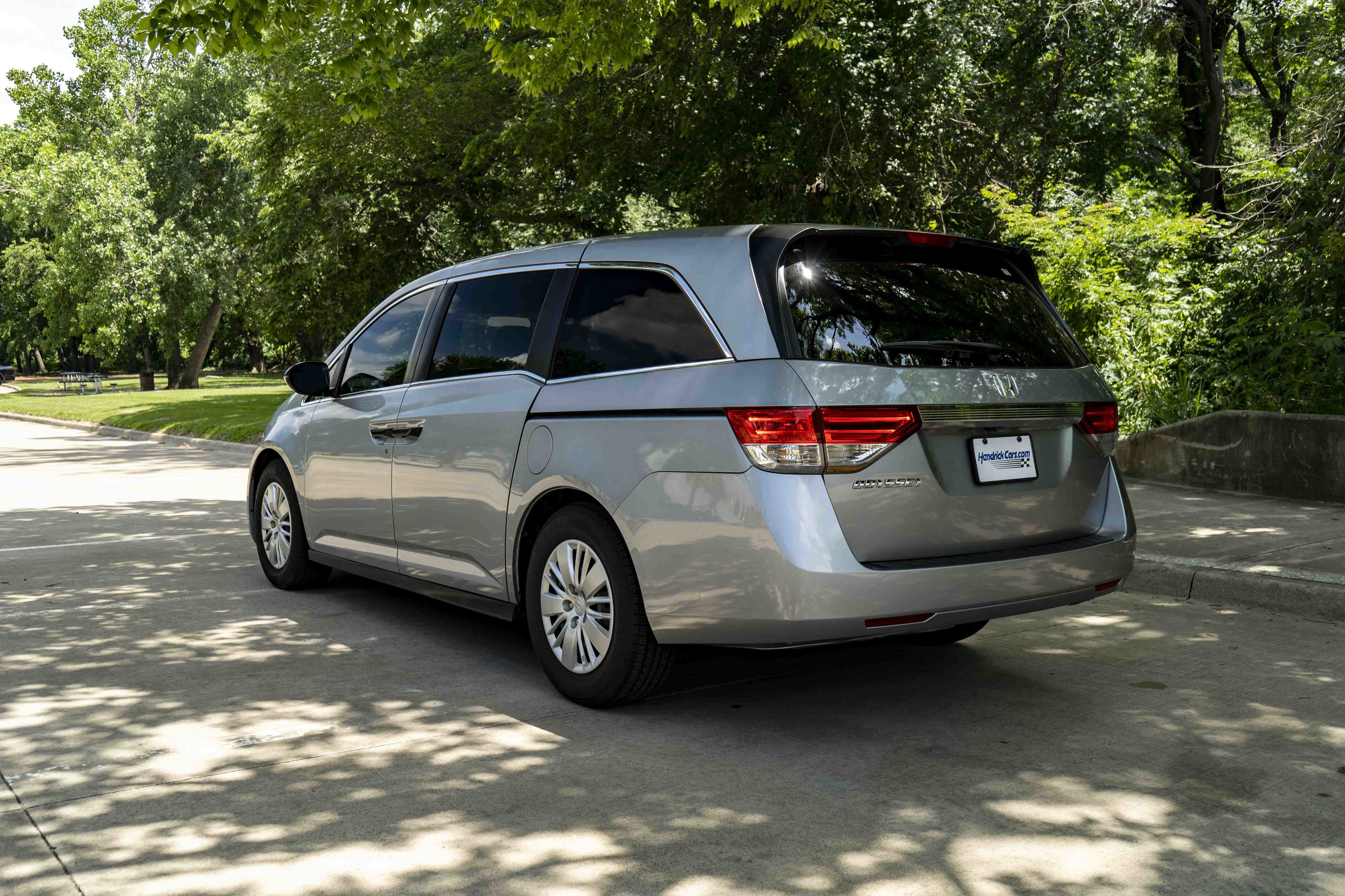 Used 2016 Honda Odyssey LX image 7
