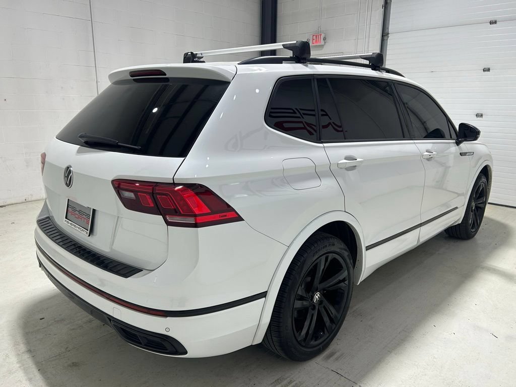 Used 2024 Volkswagen Tiguan SE R-Line AWD/4WD image 7