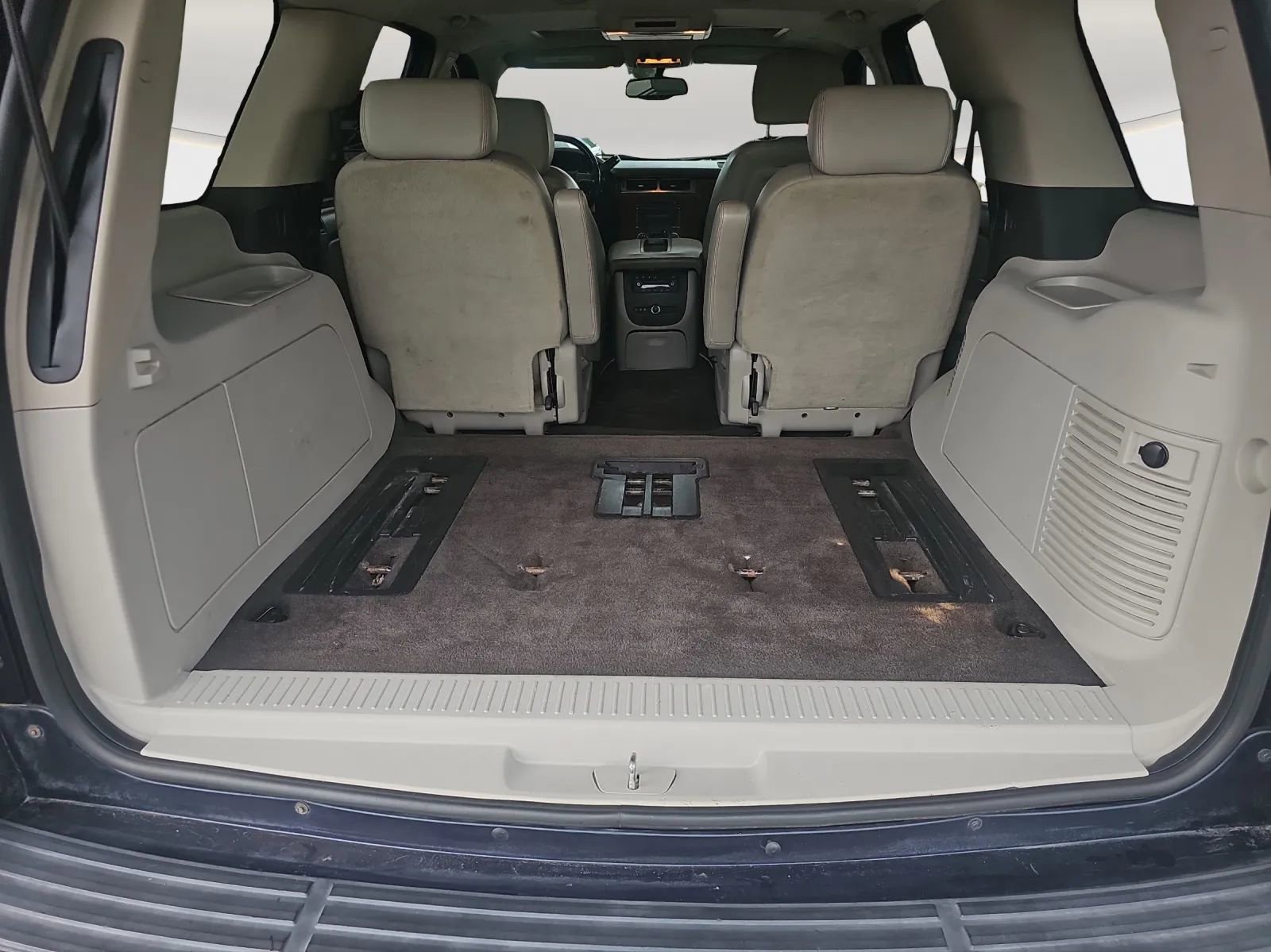 Used 2013 GMC Yukon Denali image 20