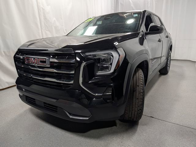 Used 2025 GMC Terrain Elevation image 8