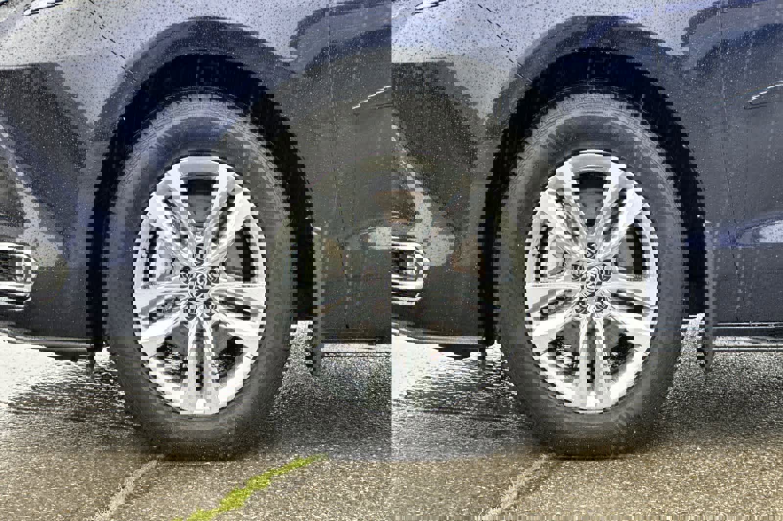 Used 2022 Toyota Sienna Limited image 32