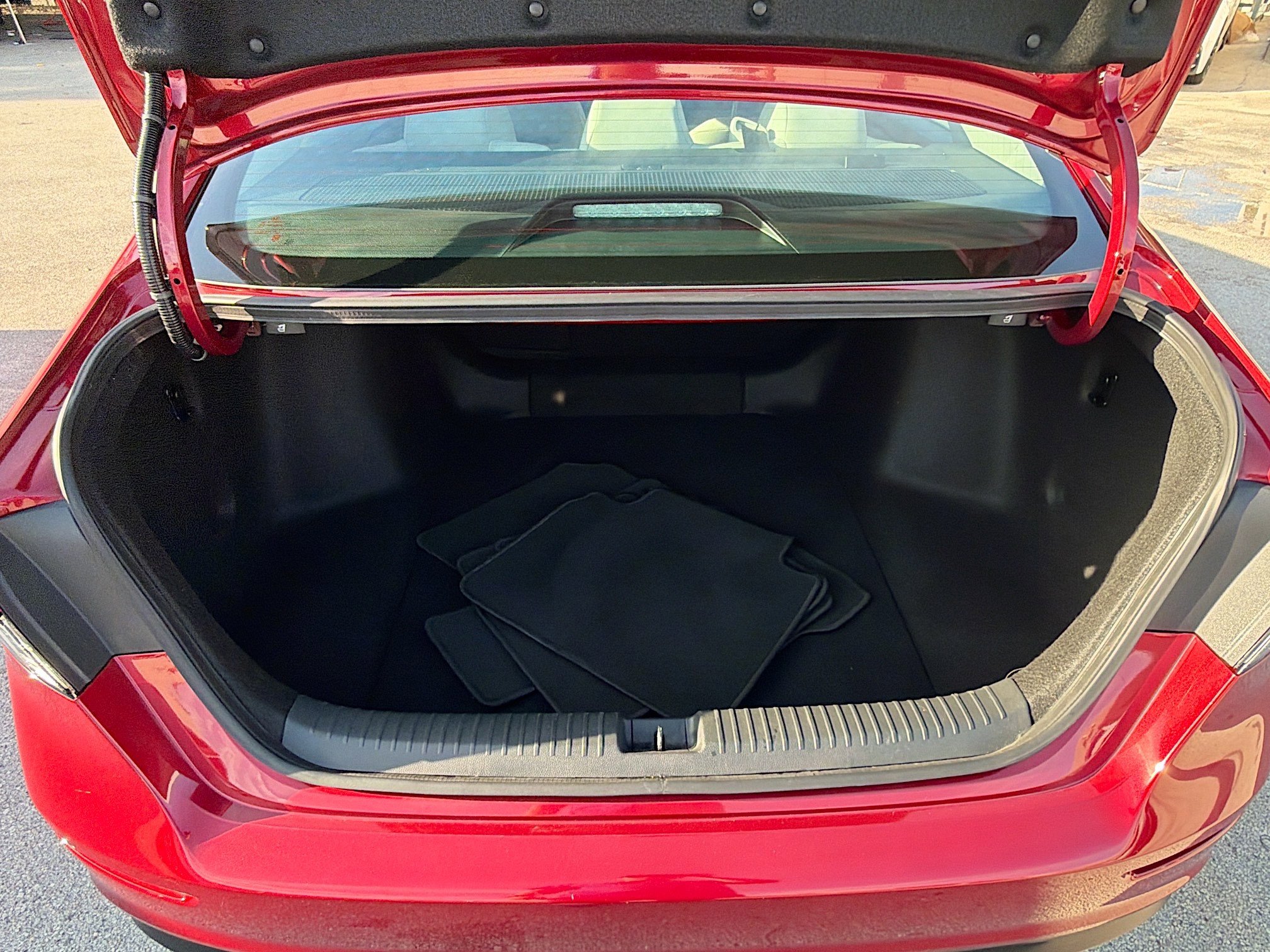 Certified 2024 Honda Accord EX image 25