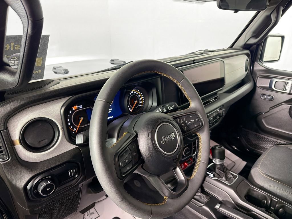 Used 2024 Jeep Wrangler Willys image 9