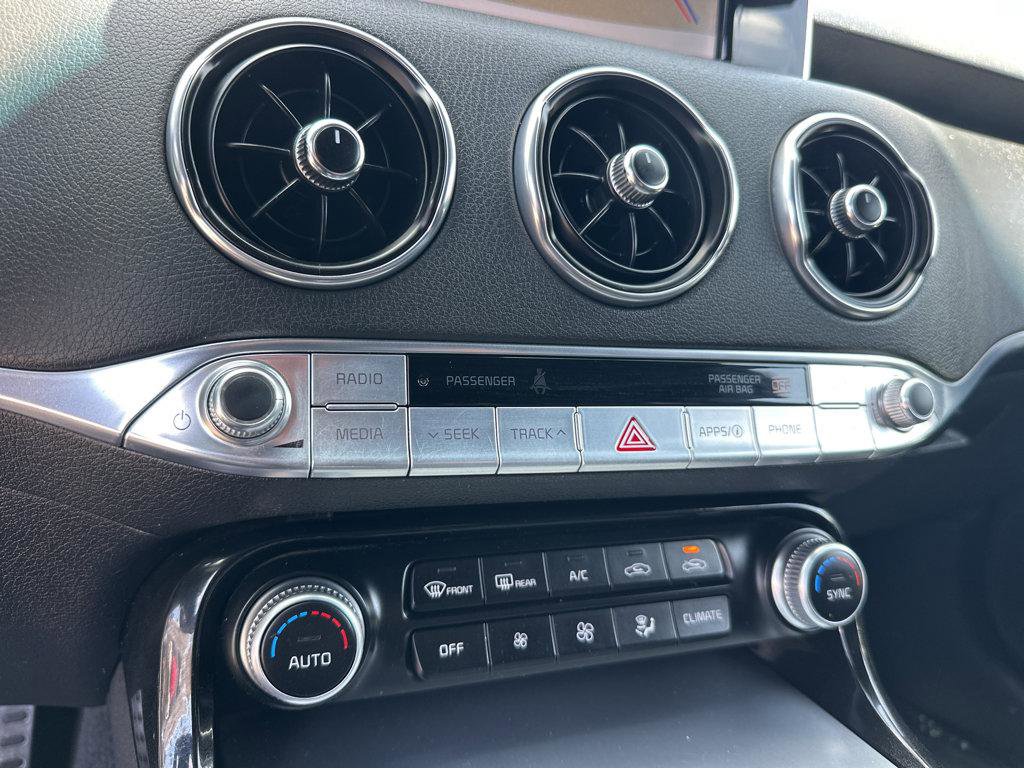 Used 2018 Kia Stinger GT RWD image 25