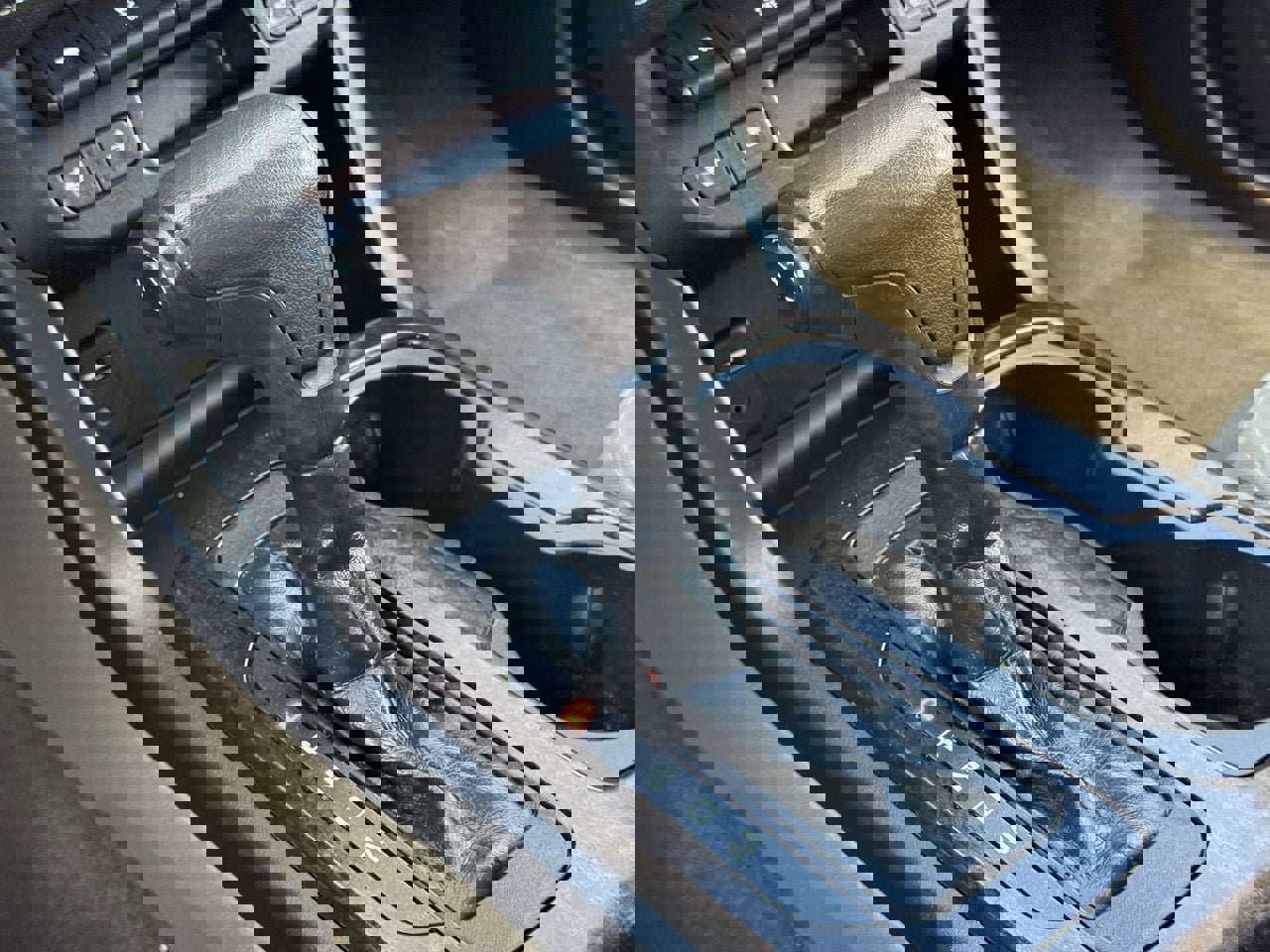 Used 2016 GMC Canyon SLT w/ Driver Alert Package image 22