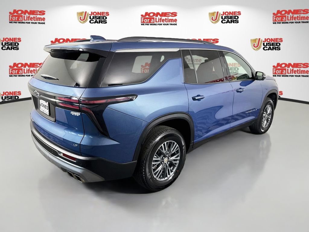 Used 2024 Chevrolet Traverse LT AWD/4WD image 16