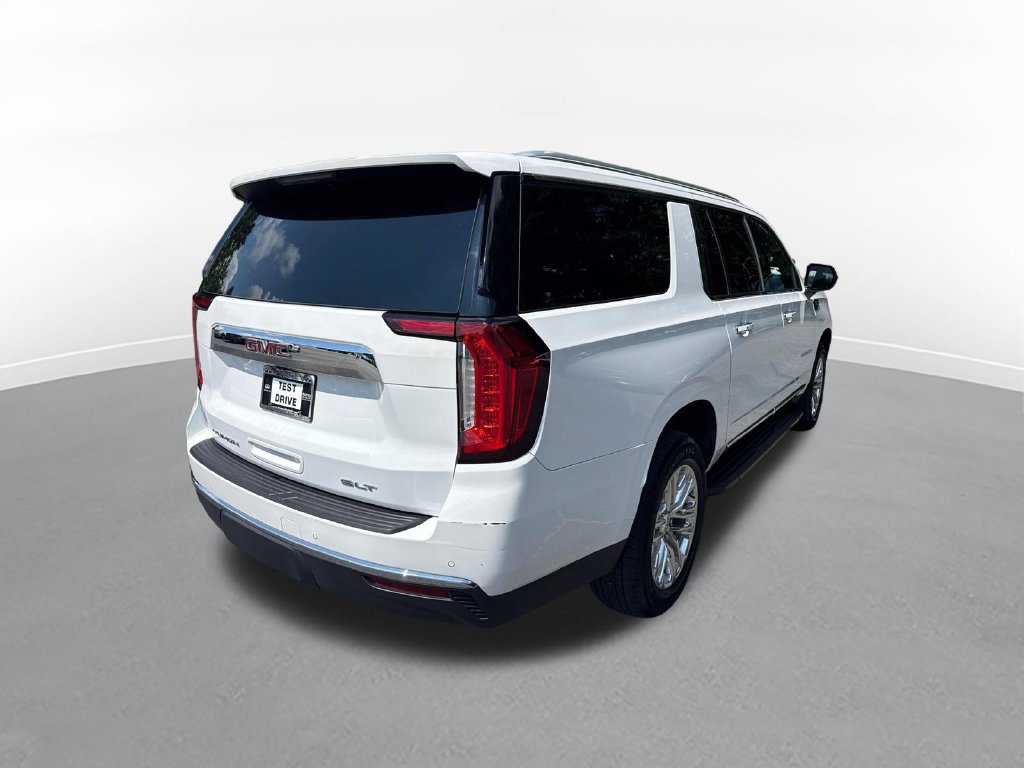 Used 2023 GMC Yukon XL SLT AWD/4WD image 6