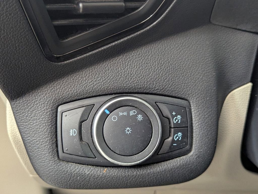 Used 2015 Ford Escape Titanium image 15