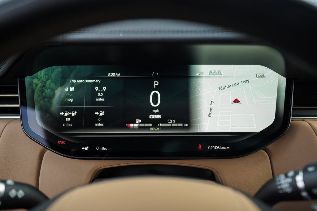 Used 2025 Land Rover Range Rover SE image 27