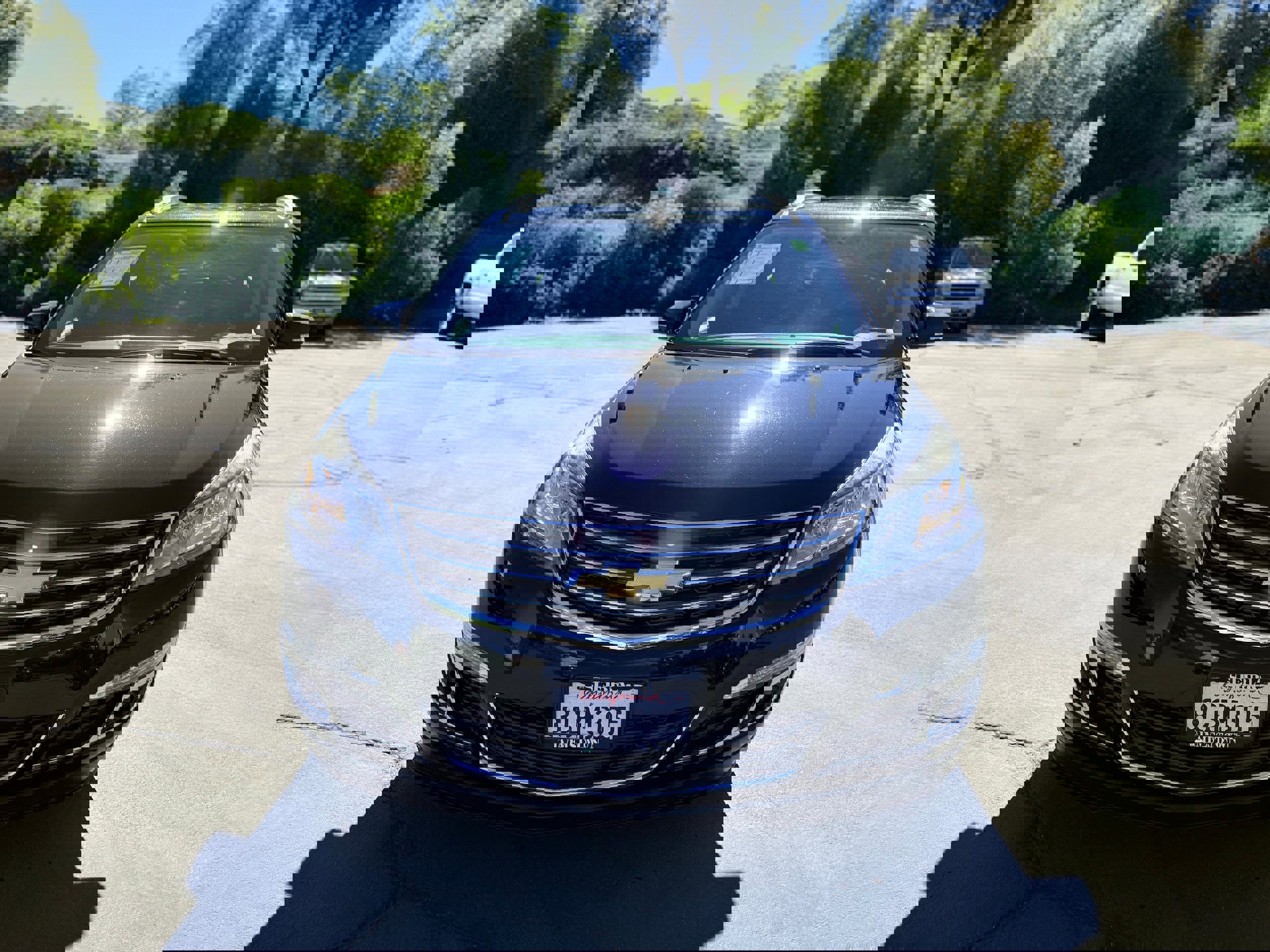 Used 2017 Chevrolet Traverse LT image 3