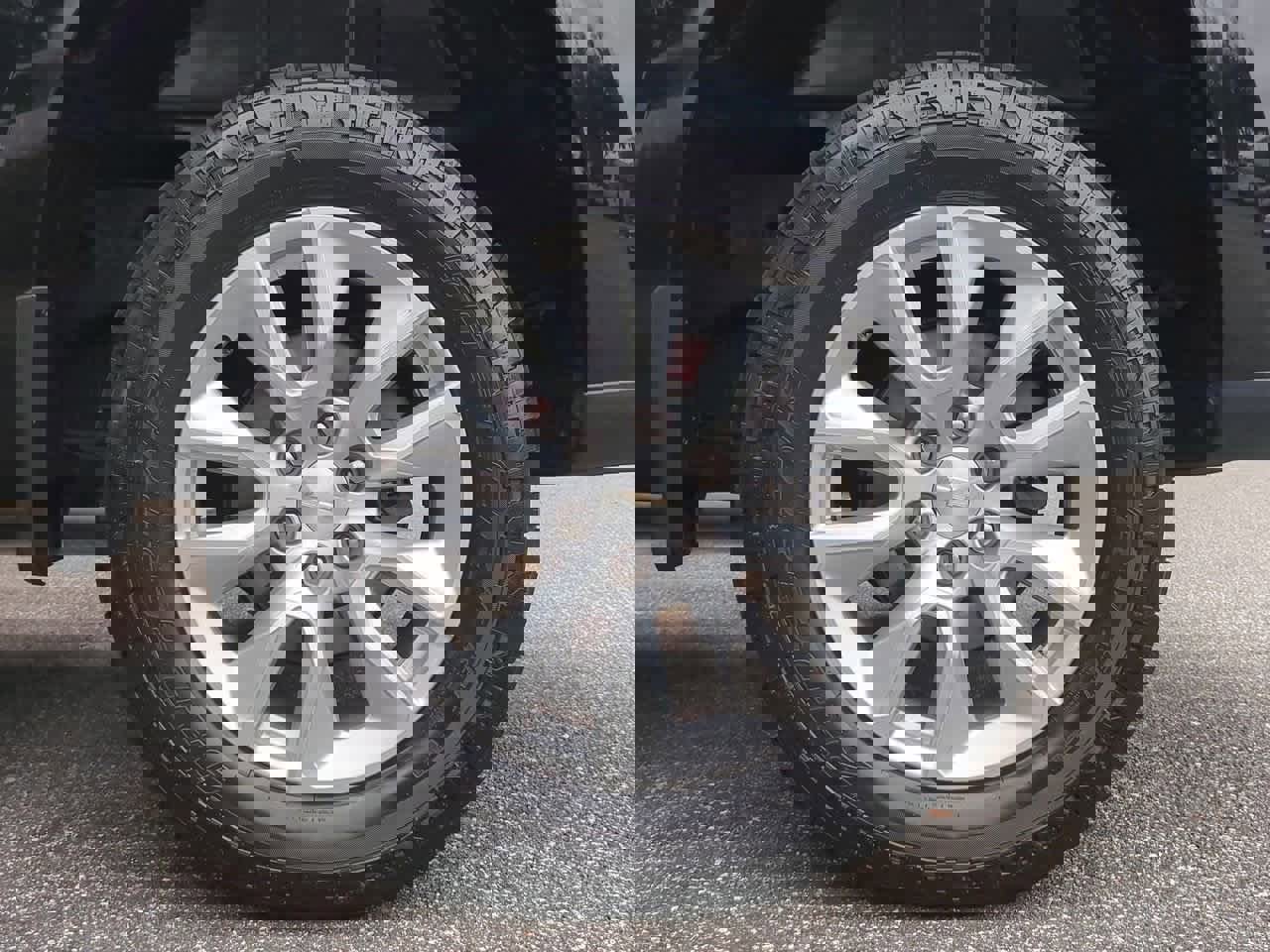 Used 2022 Chevrolet Silverado 1500 Custom image 14