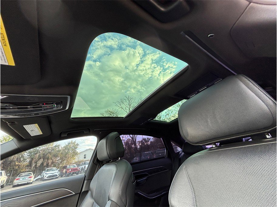 Used 2020 Audi A8 L 4.0T w/ Executive Package image 43